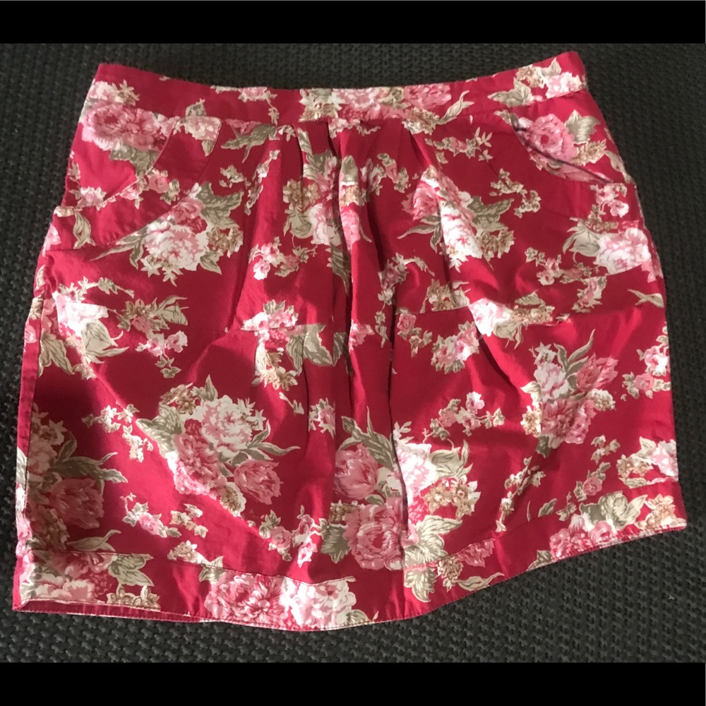 Royal Love Zipper Back Floral Skirt